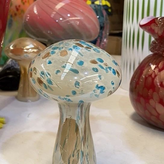 琉璃彩色琉璃磨菇高14厘米