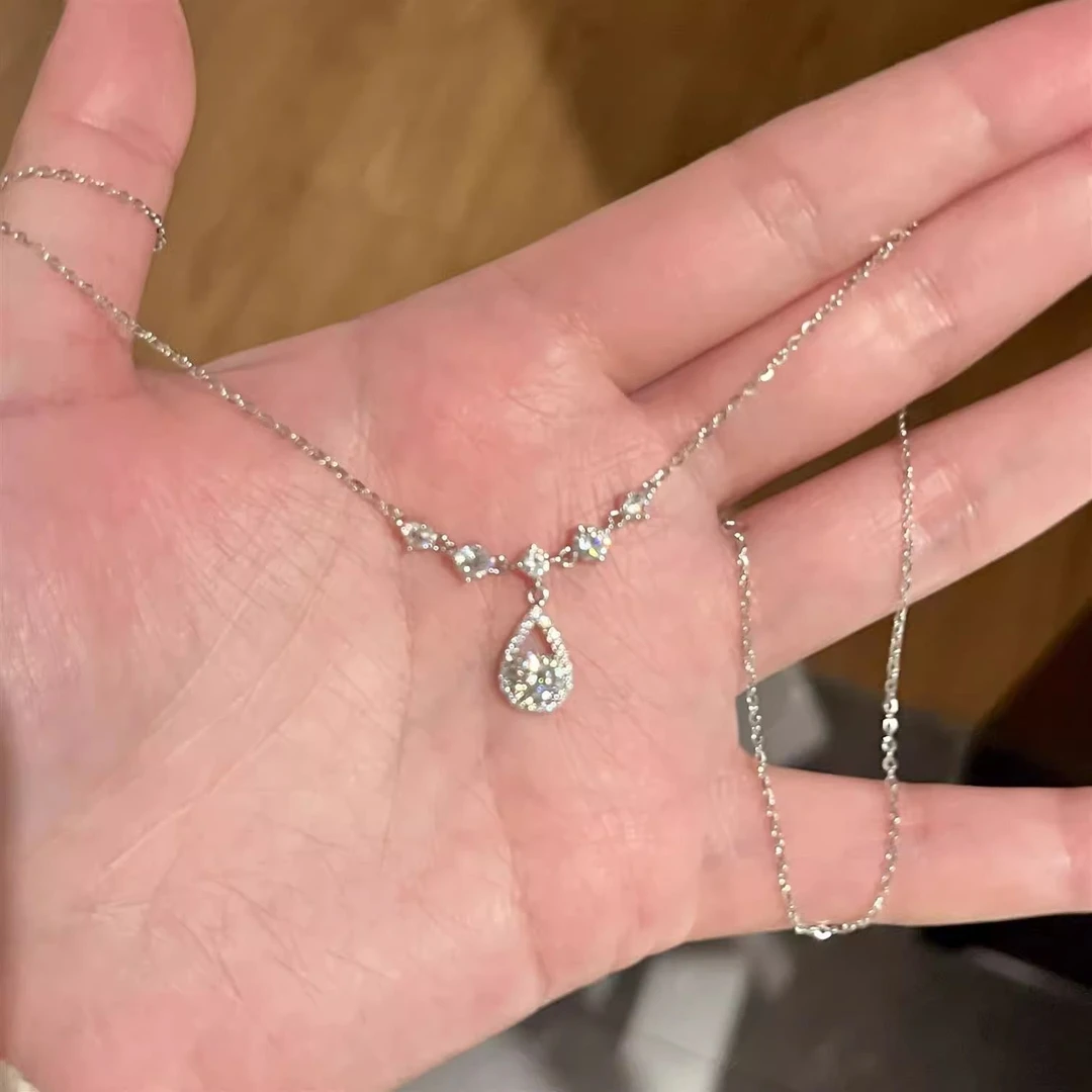 高级感水滴项链2025夏季新款轻奢清冷精致颈链超闪甜美百搭锁骨链