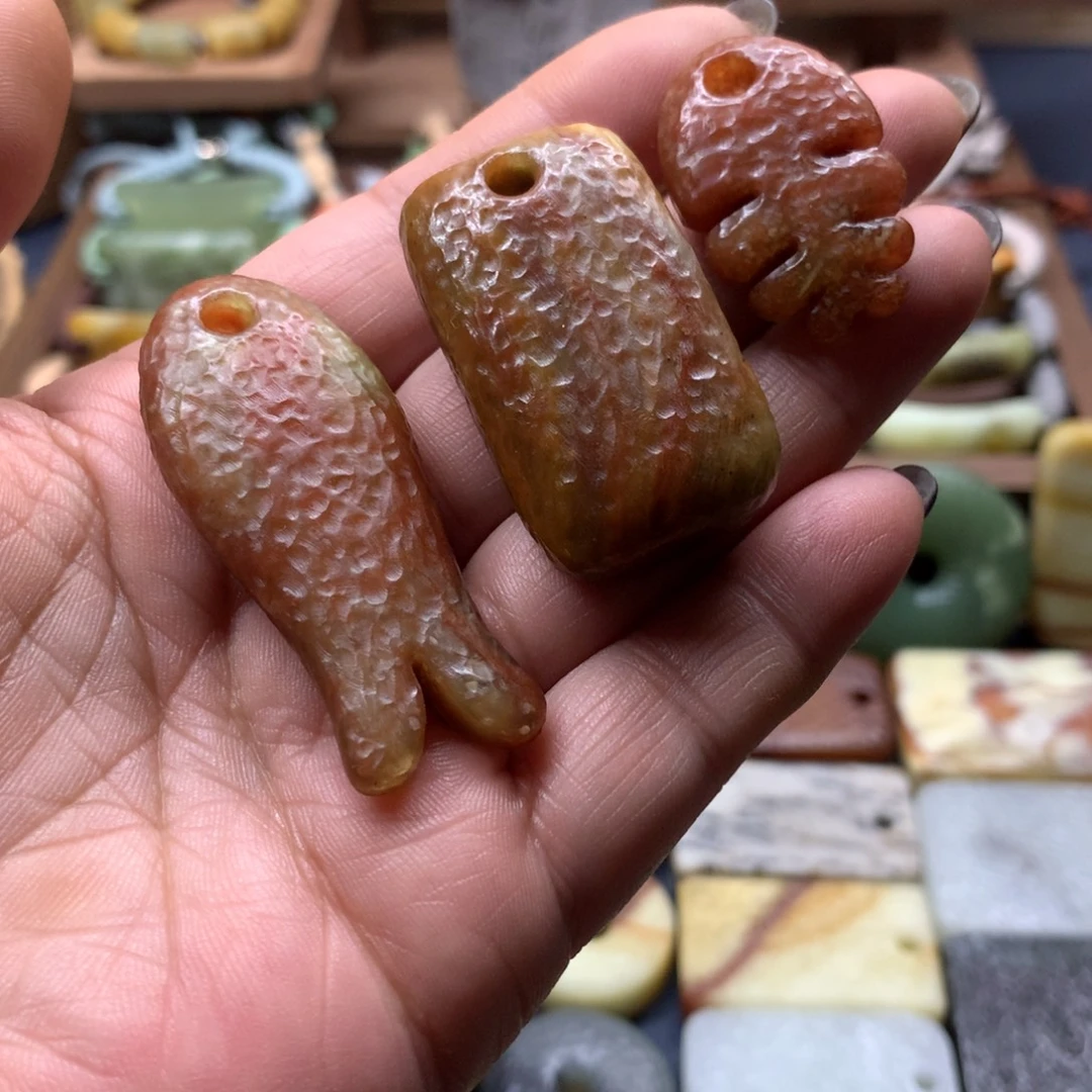 浮***丶蛇纹石玉合金颈饰