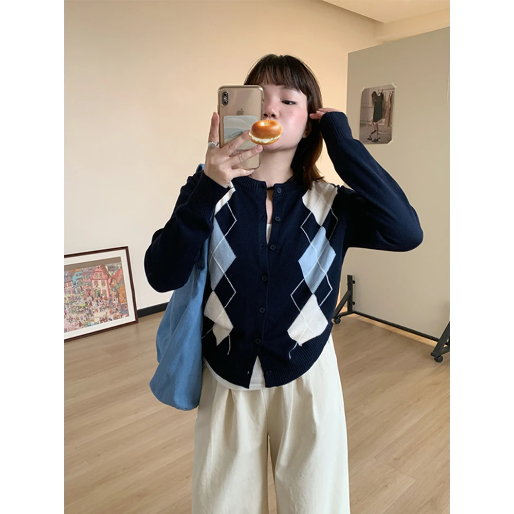 韩系复古撞色圆领菱格针织开衫女早秋款学院风设计感宽松显瘦上衣