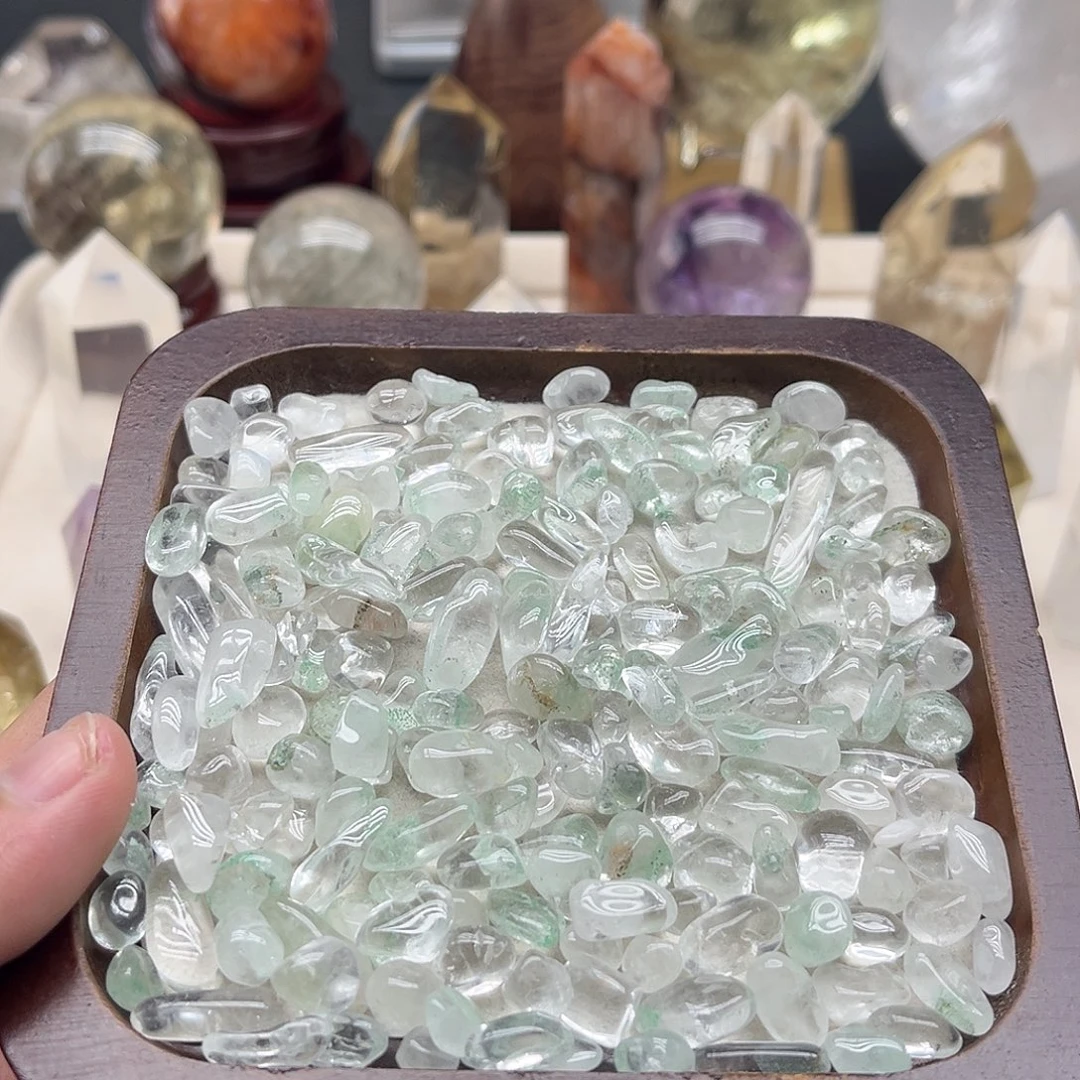 未镶嵌珠宝半成品水晶1 绿幽灵滚石