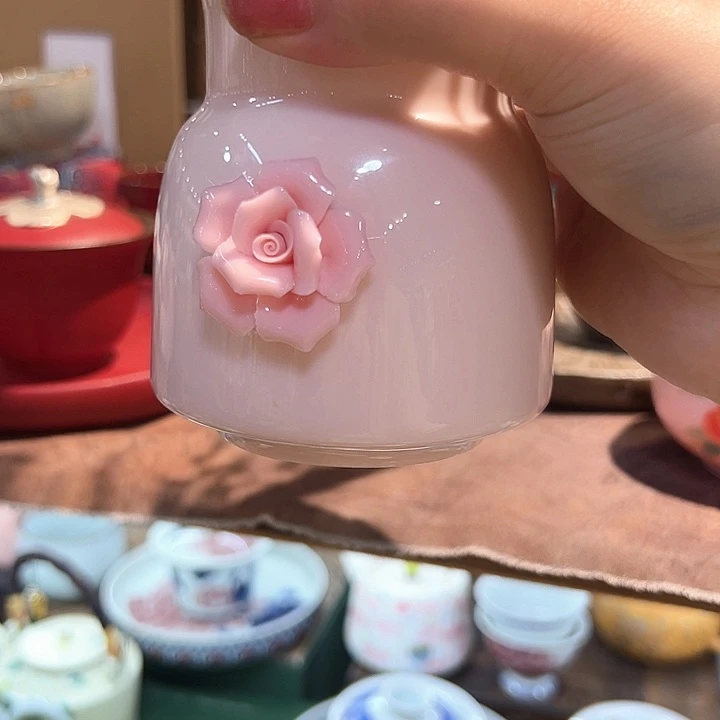 瓷片漂亮的小茶具啊