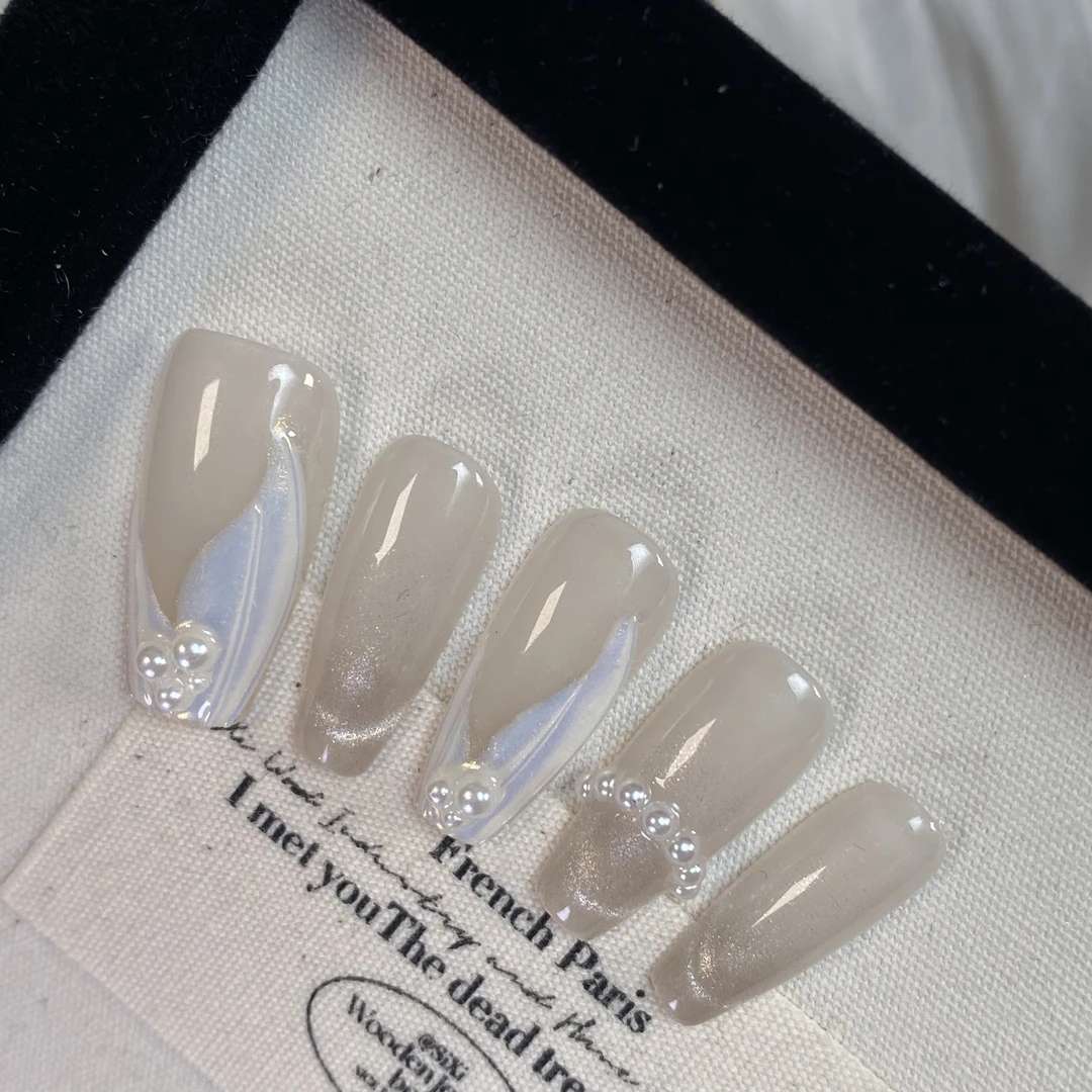 【深海人鱼】人鱼尾珍珠白浮雕气质显白手工穿戴甲美甲10片C34
