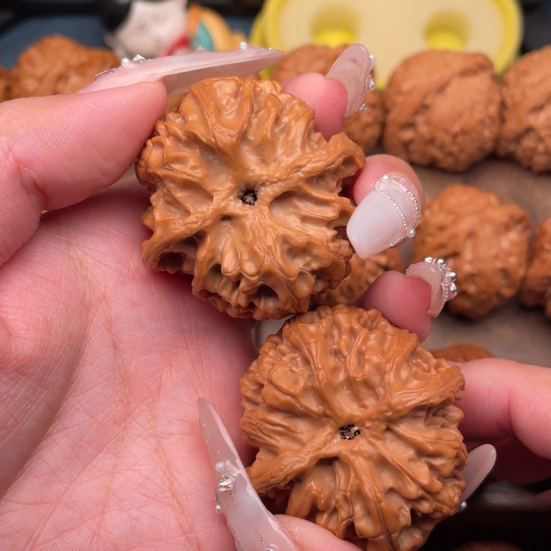 文玩核桃把件全品，毕业苹果43，正十字底