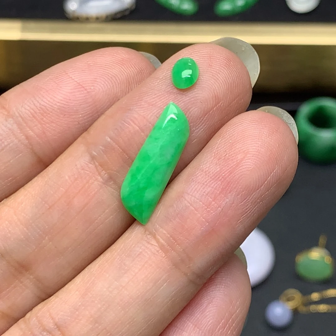 吊坠(不含链)未镶嵌翡翠今*有纹裂