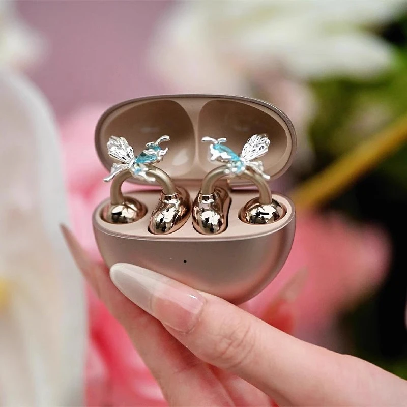 铜合金耳饰 蝴蝶耳机夹扣女小众轻奢高级感时尚百搭耳机夹diy配饰