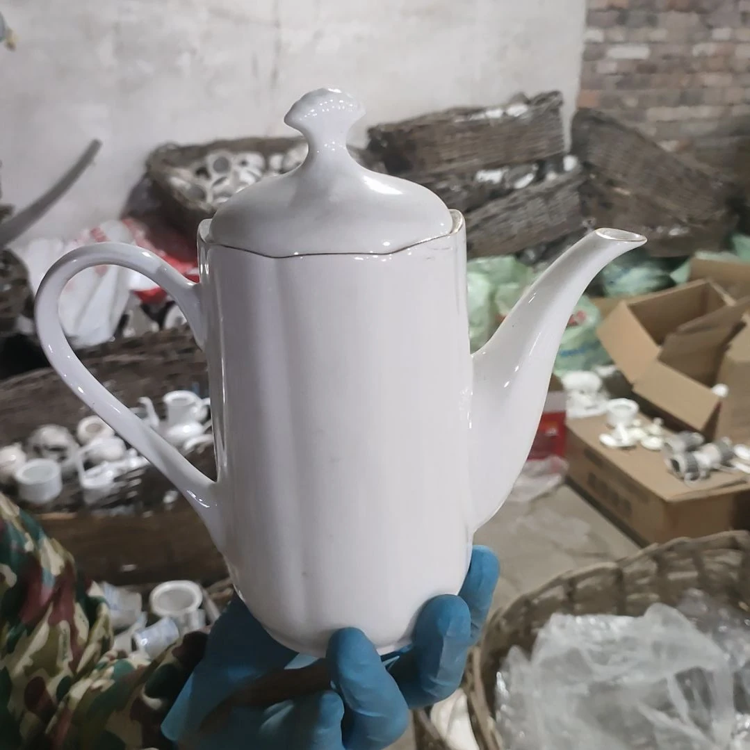 摆件陶瓷盘子碗啥都有