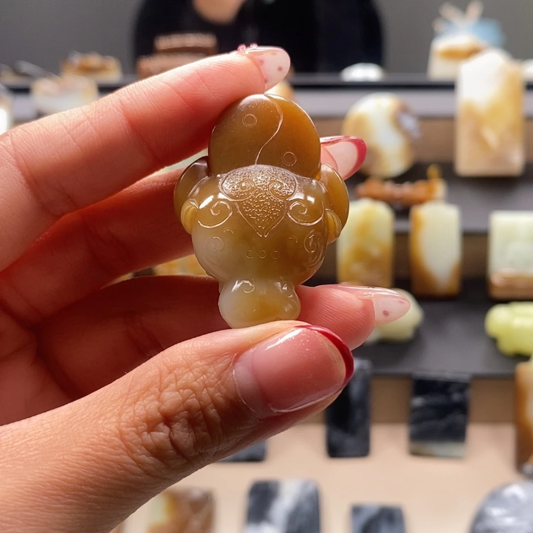 未镶嵌和田玉挂件