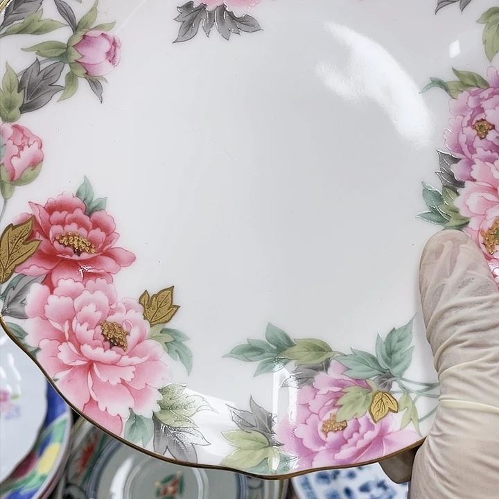 陈*129 鹿屋家的美丽瓷器