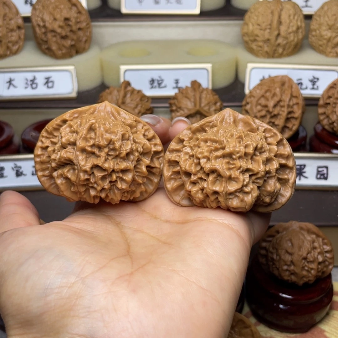 文玩核桃把件南*风官帽52左右