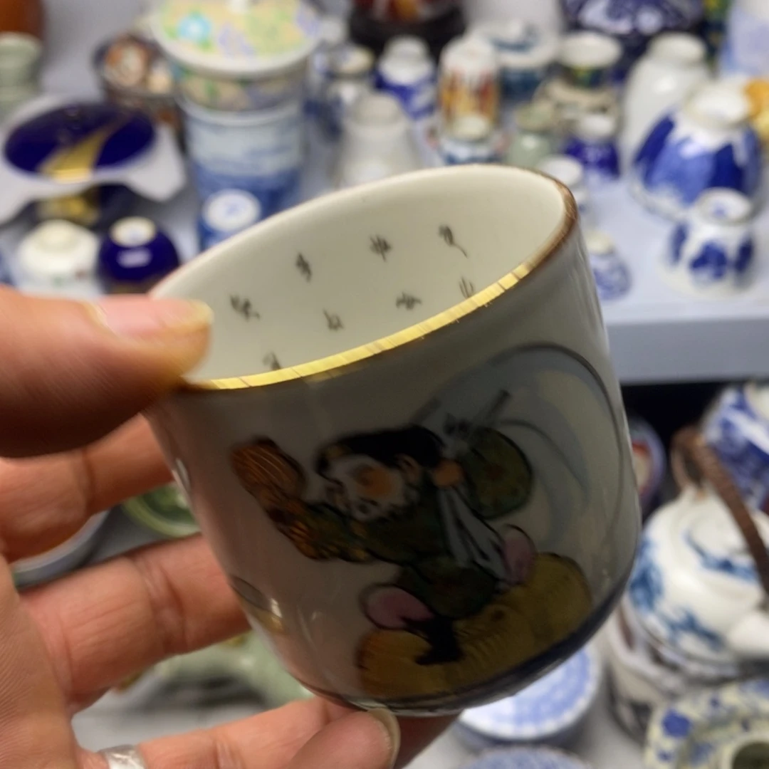 瓷片你也不要多吃