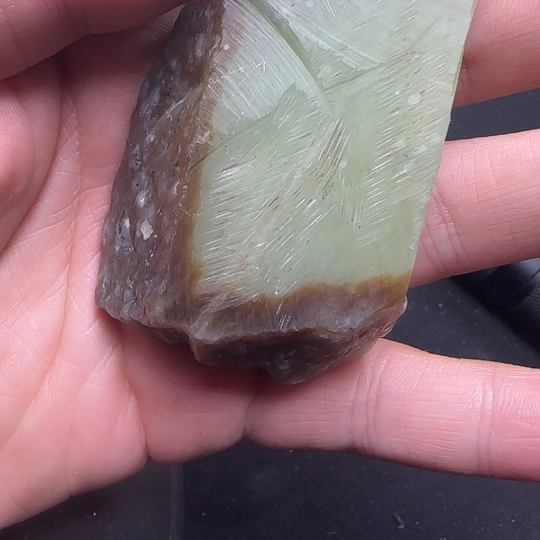 D***I和田玉未镶嵌珠宝奇石