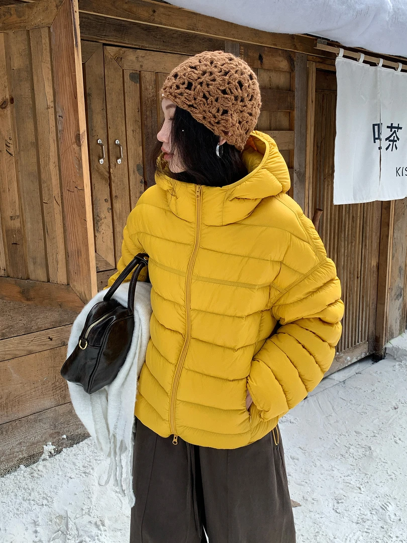 纯色保暖韩系2025冬季时尚高级感连帽拉链百搭宽松羽绒服短外套女