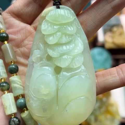 岫玉挂件未镶嵌挂件