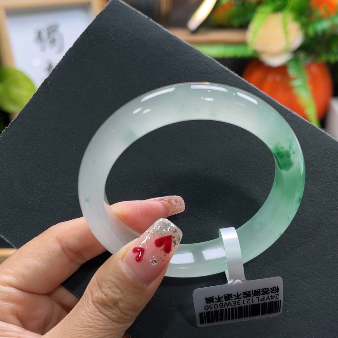 石英质玉手镯未镶嵌➕周周55.5