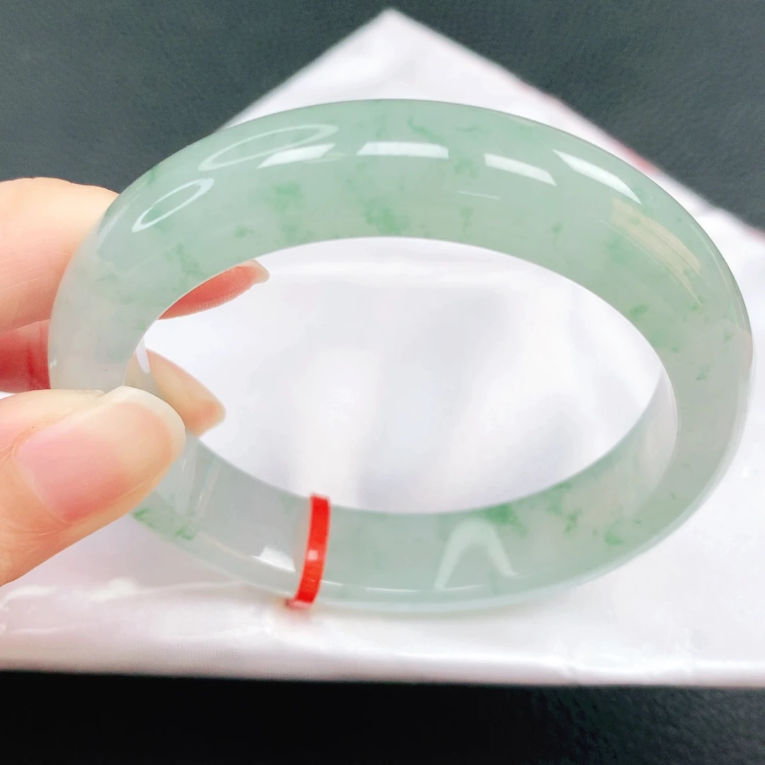 翡翠未镶嵌手镯56圈