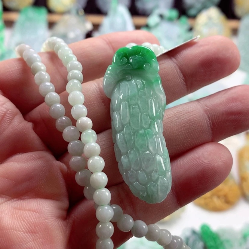 【闪购商品】翡翠吊坠(不含链)未镶嵌