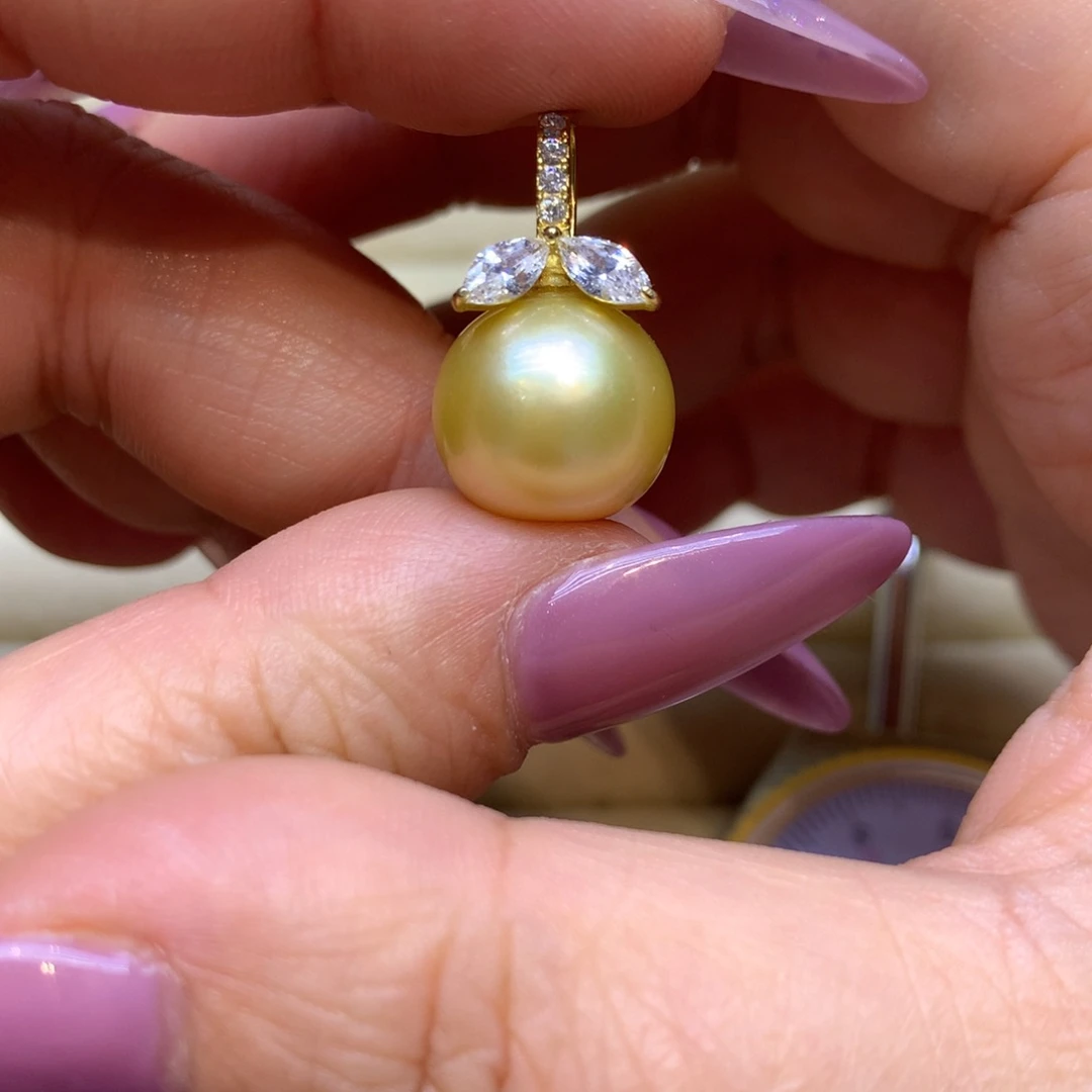 颈饰银S925镶嵌海水珍珠