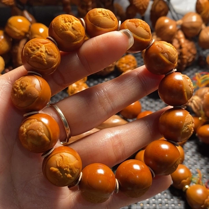 吊坠橄榄核光珠一念