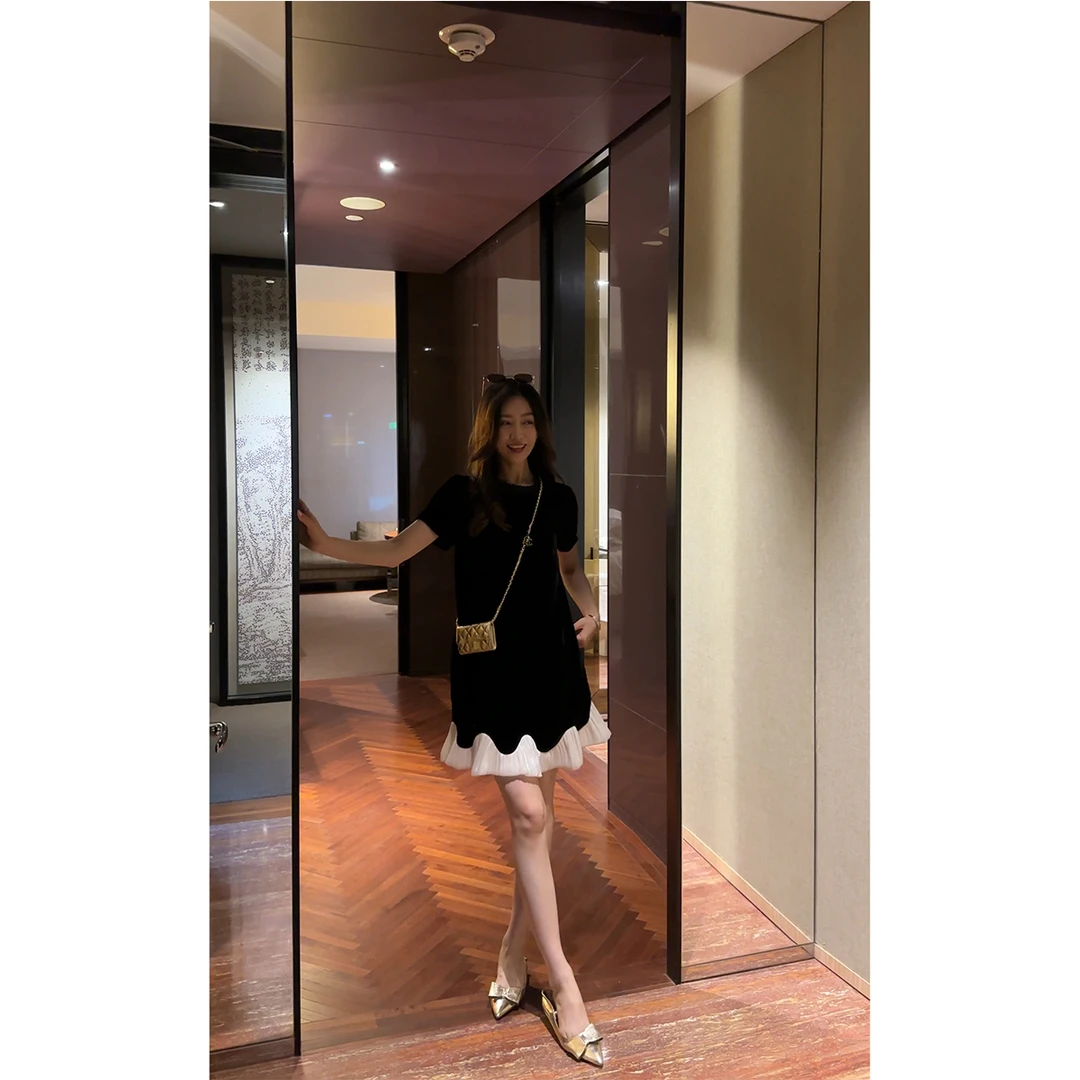 W·HAHA【高知千金】高端100桑蚕丝真丝丝绒圆领连衣裙52532