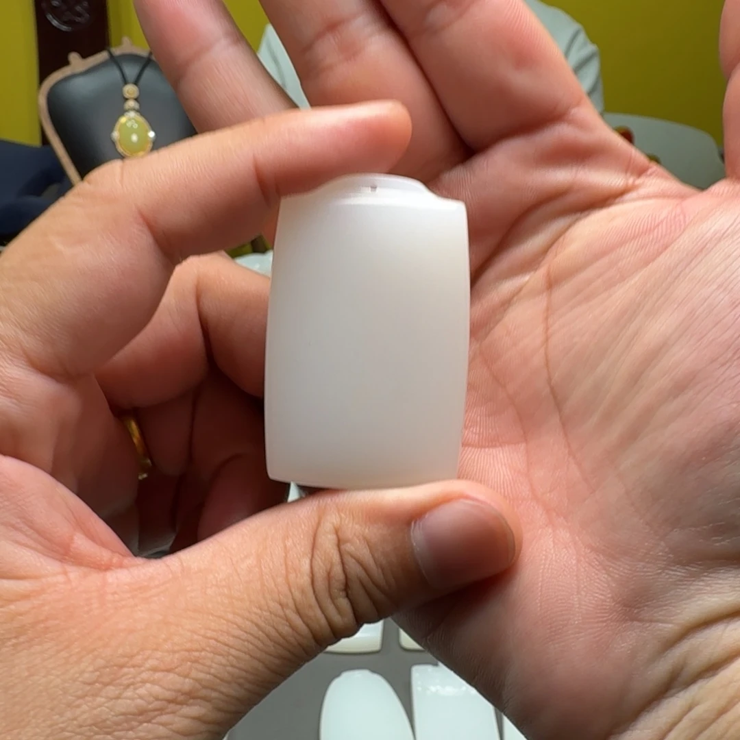 和田玉未镶嵌吊坠(不含链)