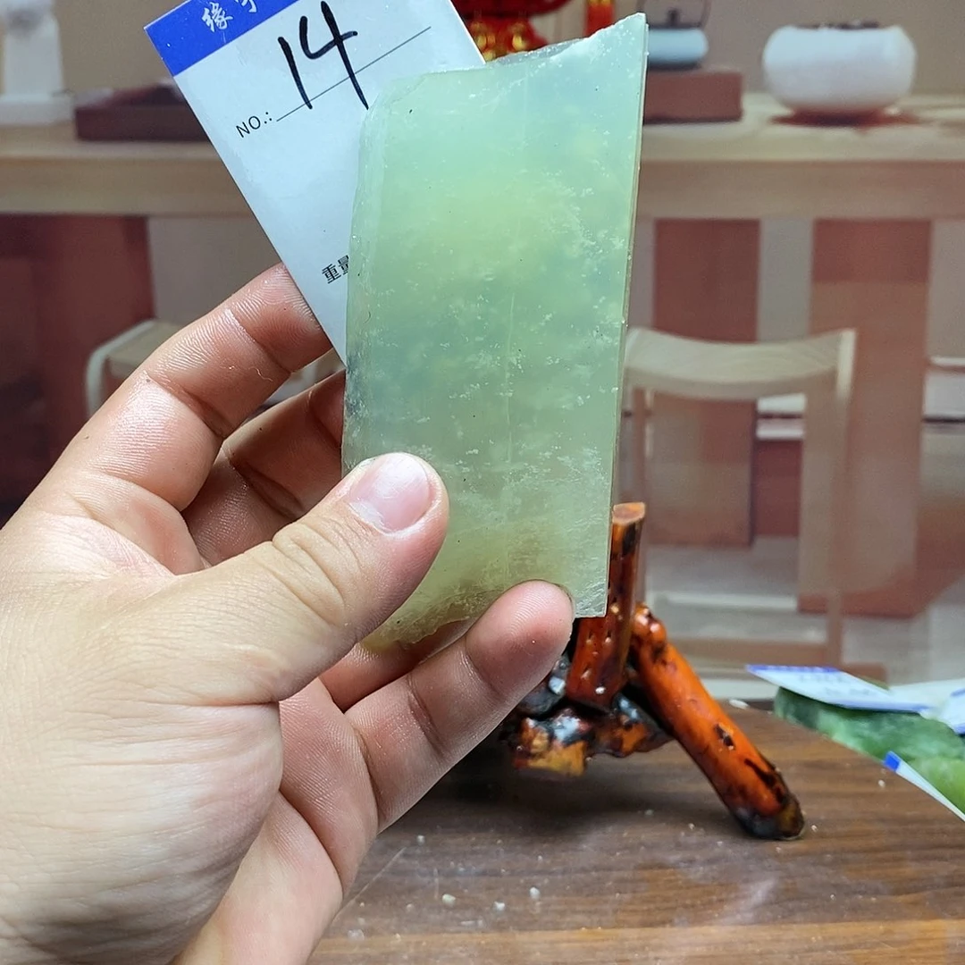 蛇纹石玉原石未镶嵌