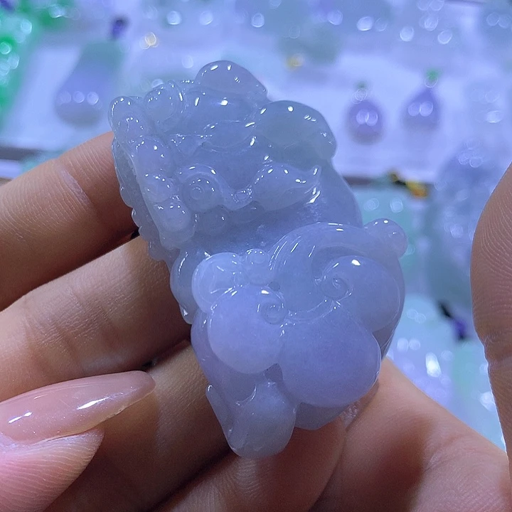 翡翠未镶嵌颈饰天然翡翠A货吊坠