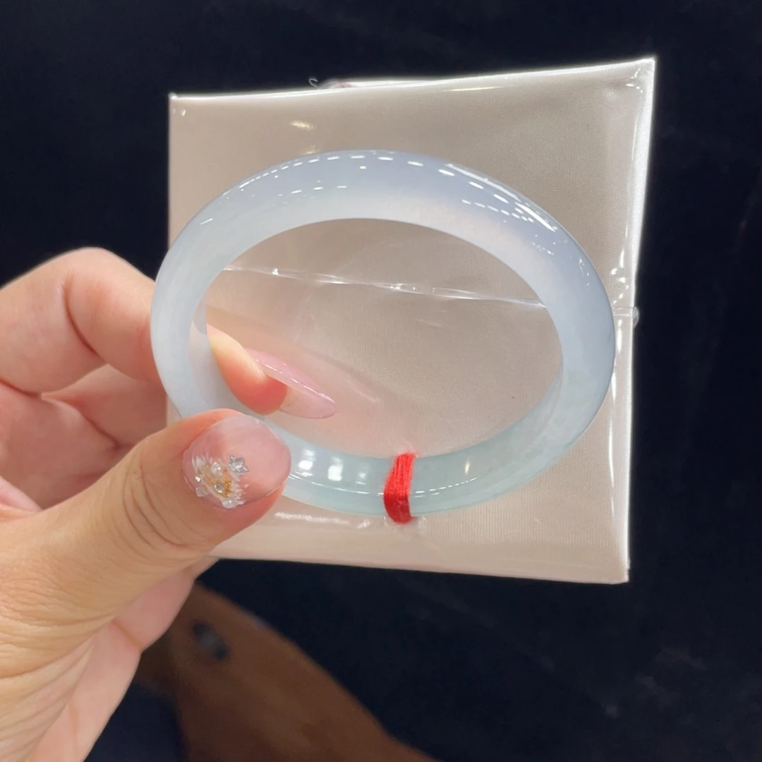 翡翠未镶嵌手镯01号52.6贵妃幻彩冰蓝