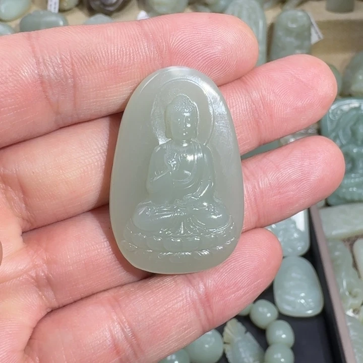 和田玉颈饰未镶嵌