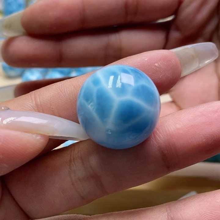 清***月针钠钙石（海纹石）未镶嵌颈饰