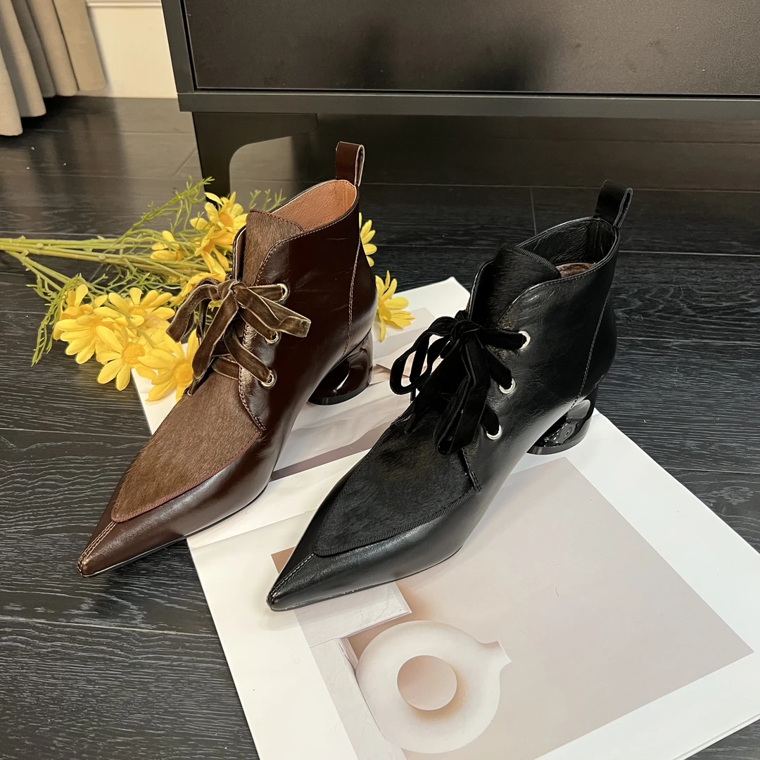 【Timelesss】2025新款马毛双拼系带真皮时尚百搭软底软面女短靴5CM