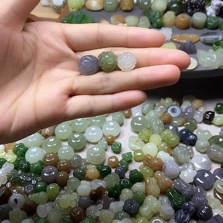 未镶嵌和田玉挂件花98一个多样性发其一