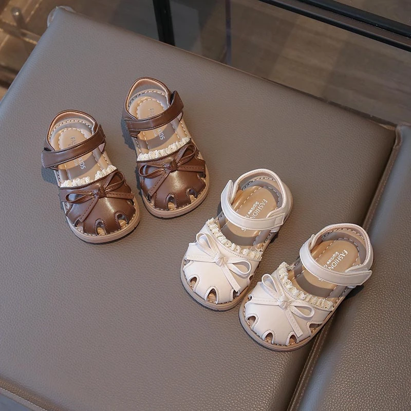 女童凉鞋新款2025夏季镂空女宝宝凉鞋防滑软底包头鞋子女宝宝透气