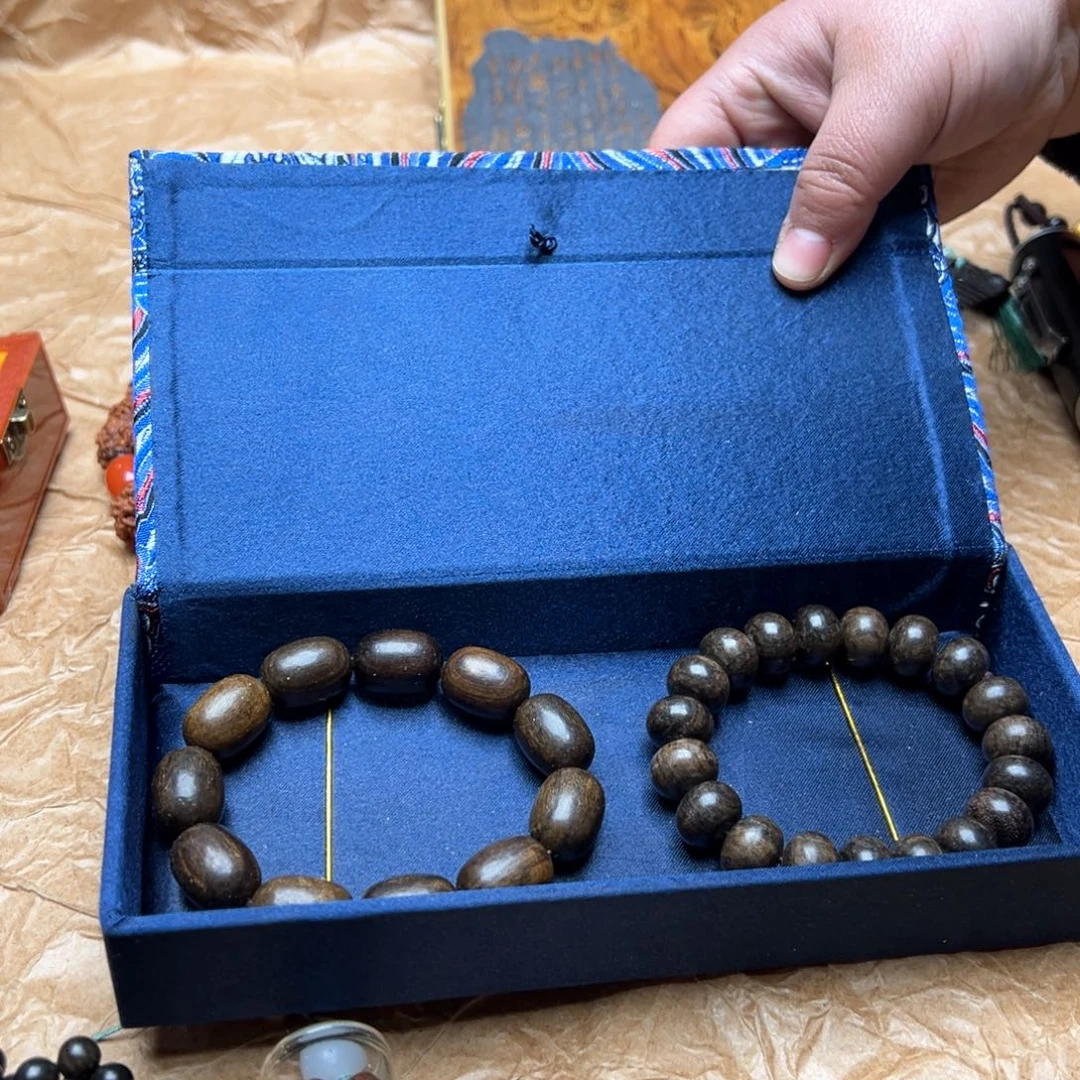 大叶紫檀（黑酸枝木类）