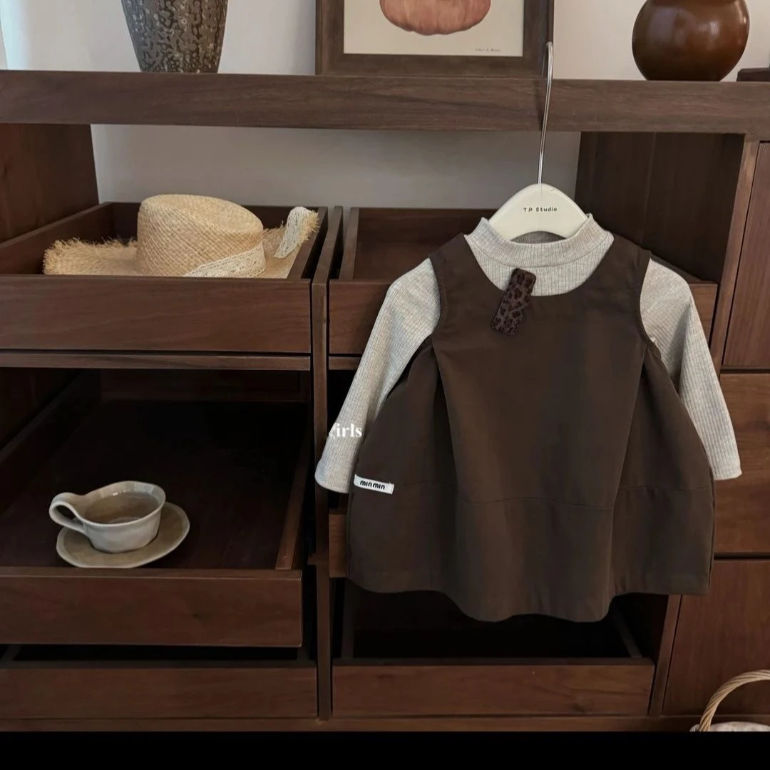 女宝宝春秋季2025新款公主风韩系花苞背心裙坑条打底衫洋气套装