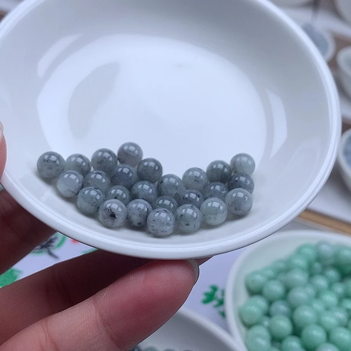 小****翡翠散珠翡翠25颗卡7加