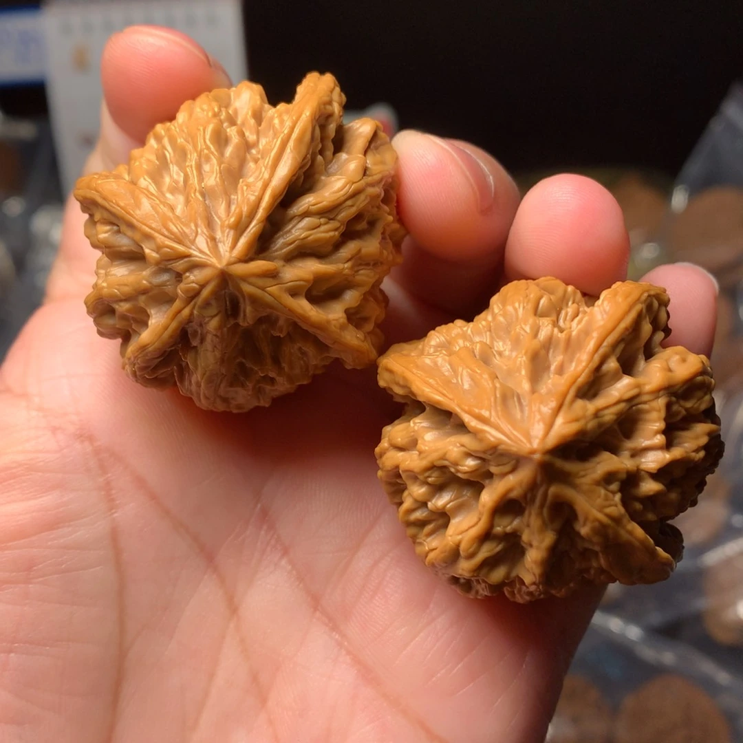 吊坠文玩核桃野牛三棱