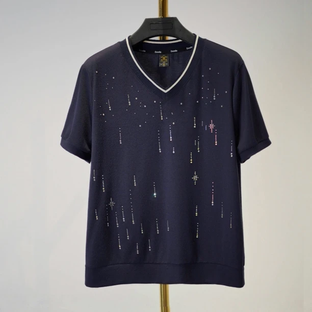 【星河灿烂V领短袖】夏季新款时髦洋气穿搭女士出行T恤显瘦减龄流行