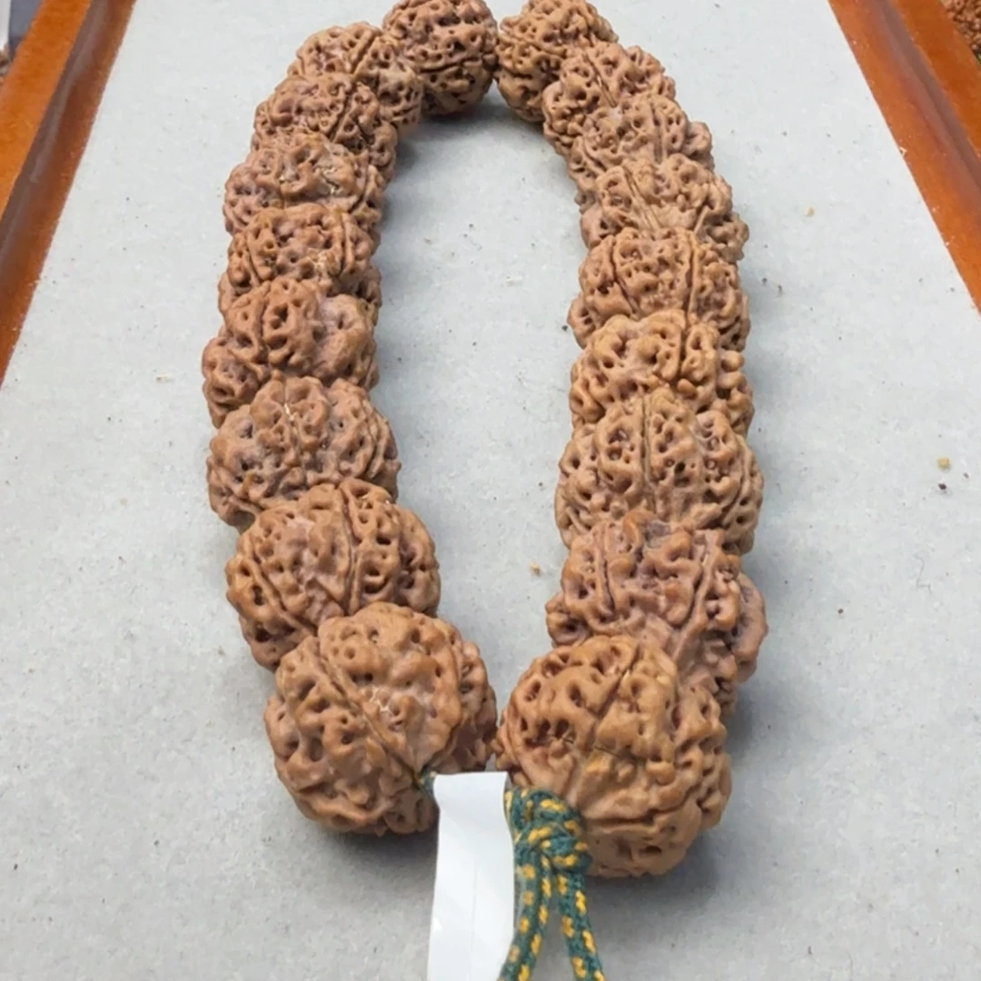 金刚菩提吊坠手持蜂窝双龙铁籽黄皮老籽19年