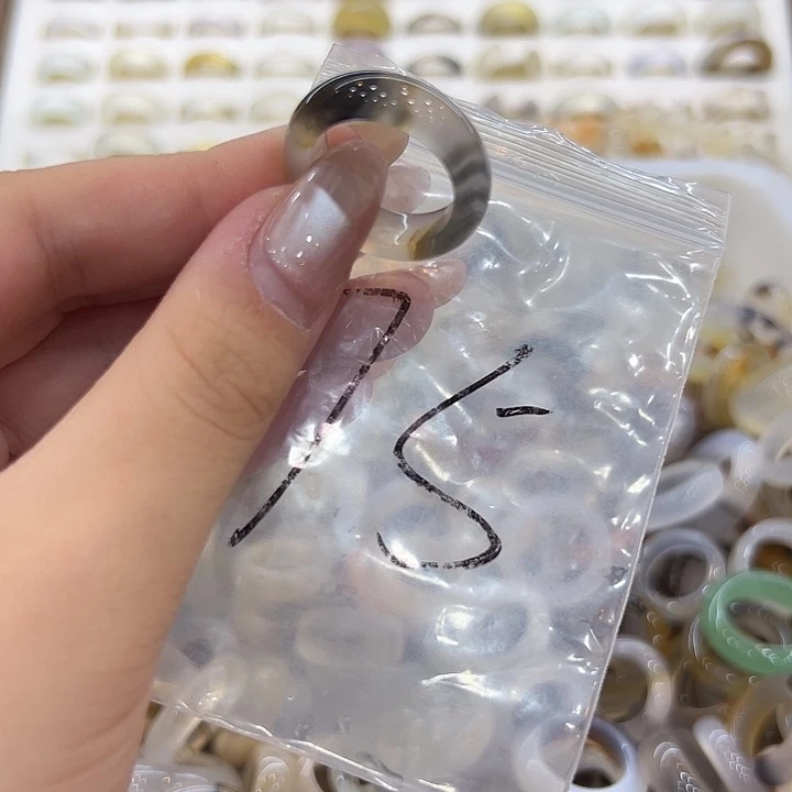 合金戒指玛瑙/玉髓75港19