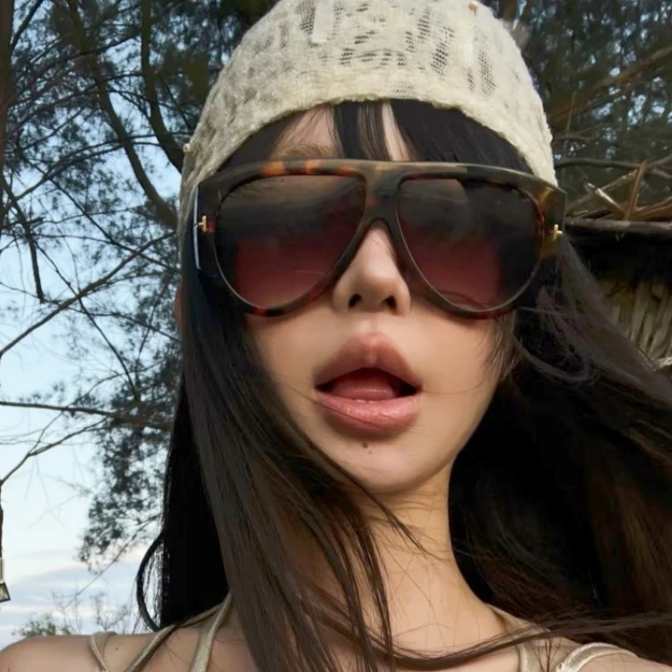 超大框高级网感豹纹茶色墨镜女大脸显瘦防紫外线太阳眼镜潮蛤蟆镜