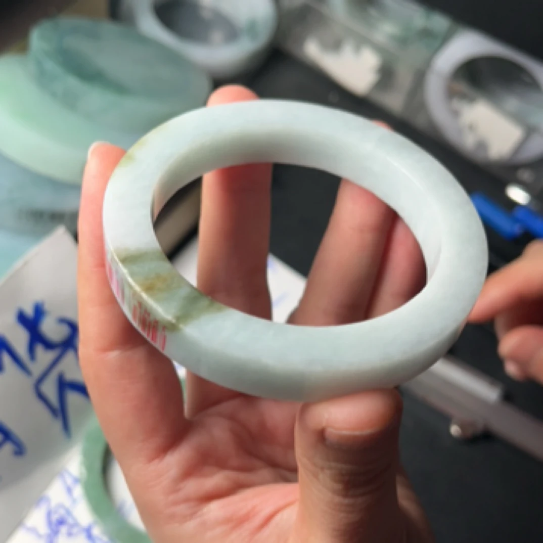 缅甸天然A货手镯定制