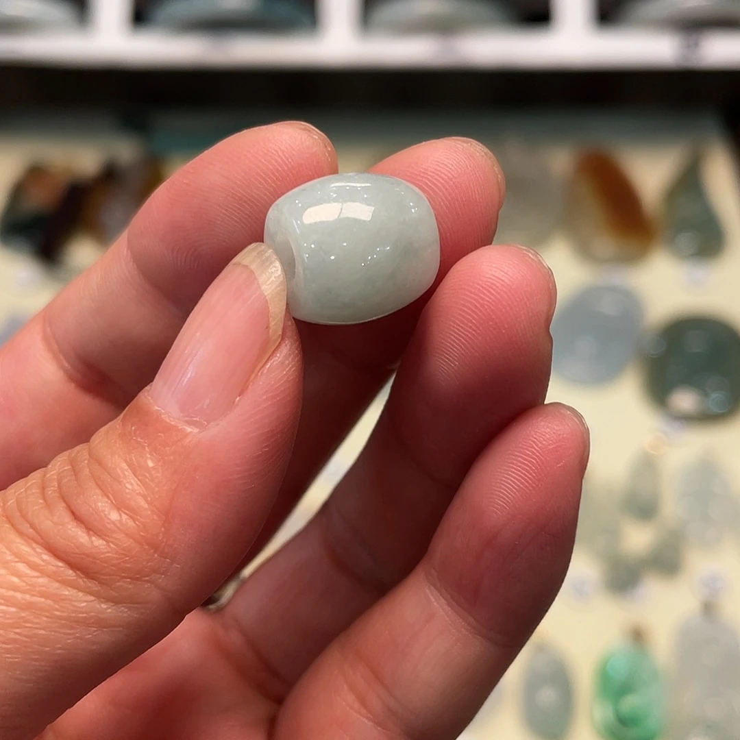 翡翠未镶嵌颈饰天然翡翠