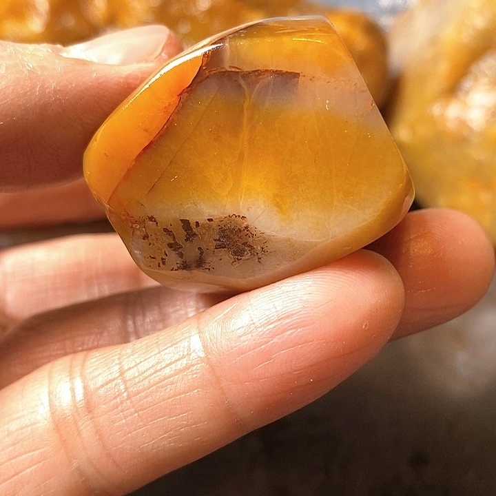 寿山石董****k福建省福州市