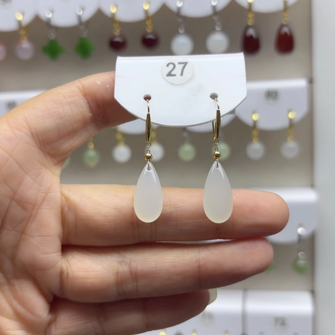 和田玉18K金镶嵌耳饰