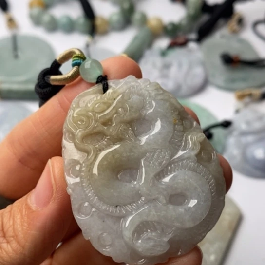 翡翠未镶嵌挂件翡翠