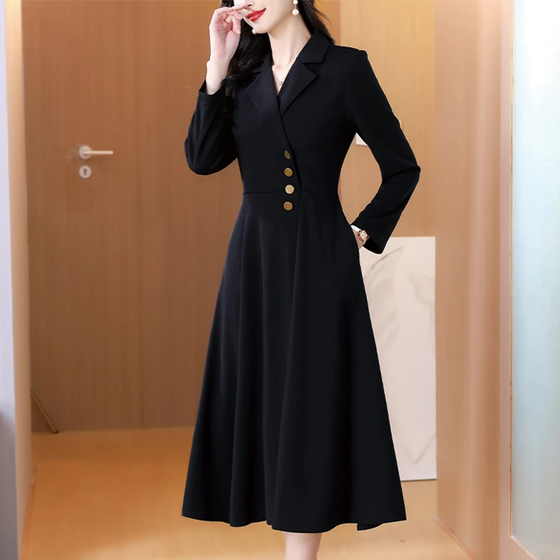 秋新款赫本风黑色连衣裙收腰显瘦长款气质西装领连衣裙