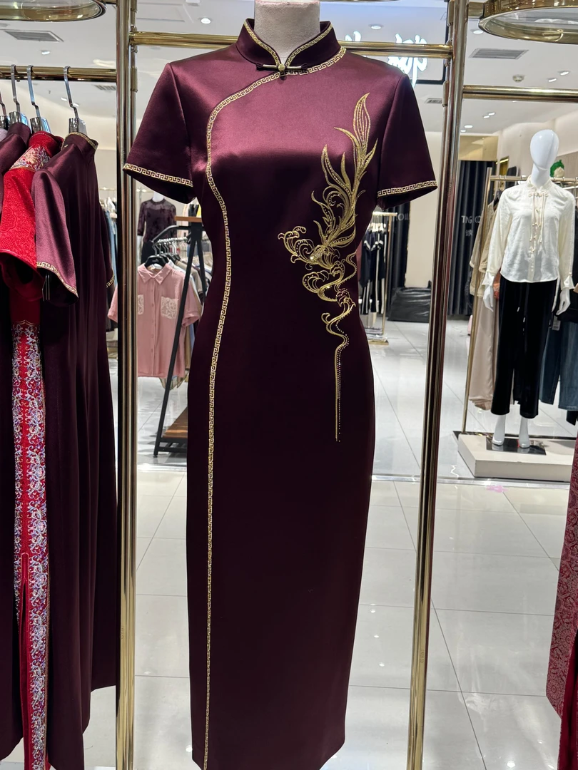 朱紫瑜气质喜妈妈国风婚礼旗袍中国刺绣夏季气质