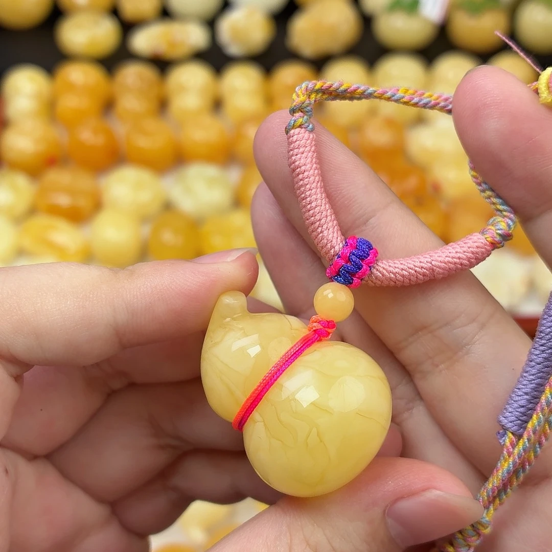 蜜蜡未镶嵌毛衣链蜜蜡