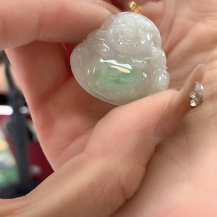翡翠18K金镶嵌颈饰翡翠
